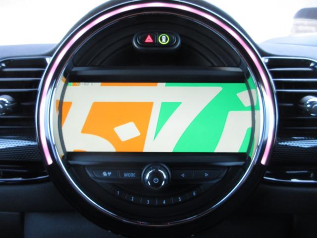 社外フルセグチューナー接続により、フルセグＴＶ視聴可能です！