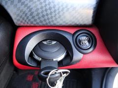 プッシュボタンでスマートなエンジン始動ができます☆ 7