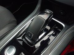 女性の方でも運転しやすいオートマチックです♪ＭＴモード付☆ 5