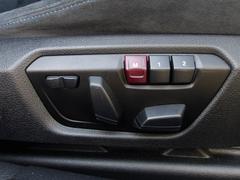 便利なメモリー機能付きパワーシート搭載です♪ 6