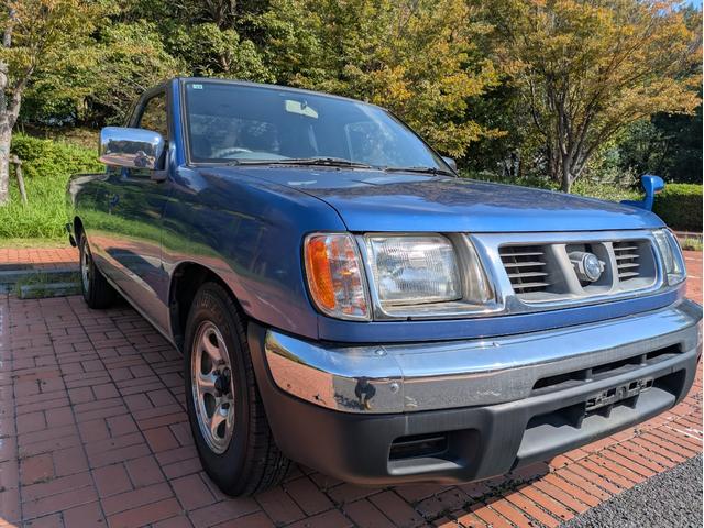 ダットサンピックアップ キングキャブ　ＡＸ　ローダウン・ＥＴＣ・電動格納ミラー・キーレス（7枚目）