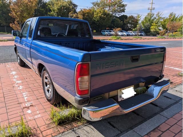 ダットサンピックアップ キングキャブ　ＡＸ　ローダウン・ＥＴＣ・電動格納ミラー・キーレス（40枚目）