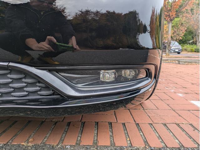 クライスラー・300 300S スマートキー・ブラックレザーシート・パワーシート・シートヒーター・プッシュスタート・社外22インチAW・社外フルセグ・ETC・バックカメラ・クルーズコントロール・Bluetooth・ヒートステアリング(15枚目)