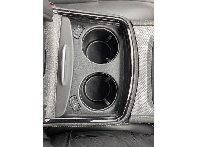 クライスラー・300 300S スマートキー・ブラックレザーシート・パワーシート・シートヒーター・プッシュスタート・社外22インチAW・社外フルセグ・ETC・バックカメラ・クルーズコントロール・Bluetooth・ヒートステアリング(33枚目)