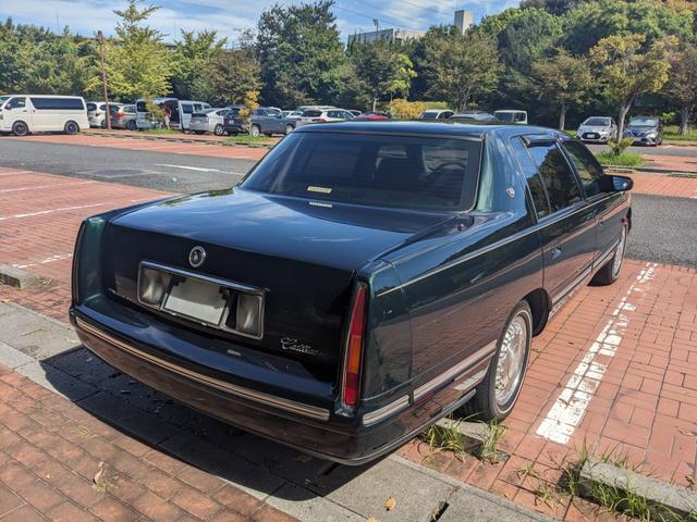 キャデラックコンコース ベースグレード　社外ナビ・フルセグ・ベージュ革シート・パワーシート・ＥＴＣ（17枚目）