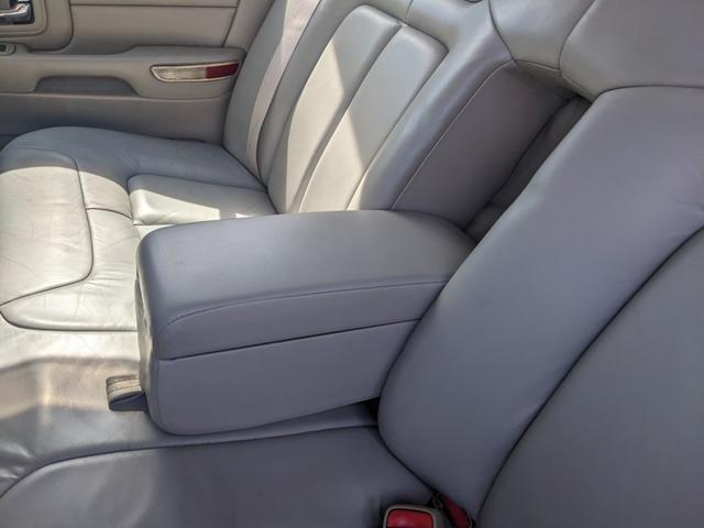 キャデラックコンコース ベースグレード　社外ナビ・フルセグ・ベージュ革シート・パワーシート・ＥＴＣ（23枚目）