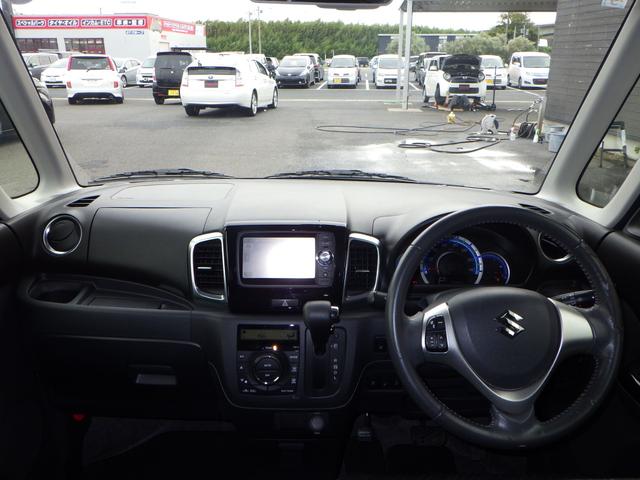 スペーシアカスタム ＸＳリミテッド　１年保証付　禁煙車　純正ナビ　ワンセグＴＶ　バックカメラ　Ｂｌｕｅｔｏｏｔｈ　ＥＴＣ　両側パワースライドドア　衝突軽減システム　シートヒーター　ＨＩＤヘッドライト　ステアリングスイッチ　スマートキー（13枚目）