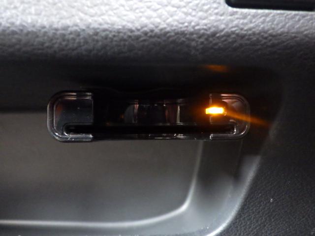 スペーシアカスタム ＸＳリミテッド　１年保証付　禁煙車　純正ナビ　ワンセグＴＶ　バックカメラ　Ｂｌｕｅｔｏｏｔｈ　ＥＴＣ　両側パワースライドドア　衝突軽減システム　シートヒーター　ＨＩＤヘッドライト　ステアリングスイッチ　スマートキー（19枚目）