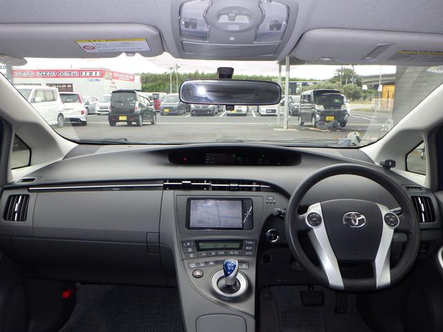 プリウス Sツーリングセレクション 1年保証付 禁煙車 純正ナビ フルセグTV バックカメラ Bluetooth ETC LEDヘッドライト オートライト CD・DVD再生 ステアリングスイッチ 純正アルミホイール プッシュスタート(13枚目)