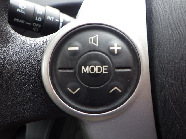 プリウス Sツーリングセレクション 1年保証付 禁煙車 純正ナビ フルセグTV バックカメラ Bluetooth ETC LEDヘッドライト オートライト CD・DVD再生 ステアリングスイッチ 純正アルミホイール プッシュスタート(25枚目)