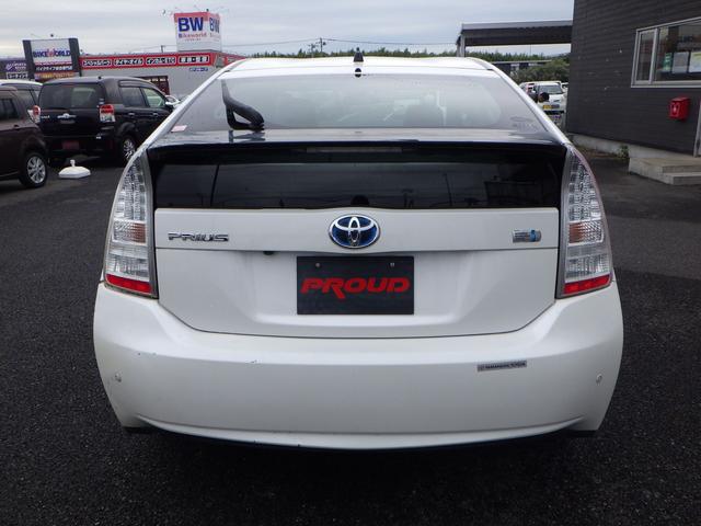 TOYOTA PRIUS S TOURING SELECTION