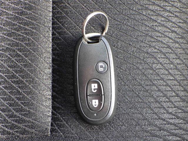 パレットSW XS 1年保証付 左側パワースライドドア HIDヘッドライト スマートキー プッシュスタート オートエアコン 電動格納ミラー ウィンカーミラー フォグランプ 純正アルミホイール バニティミラー ベンチシート(20枚目)