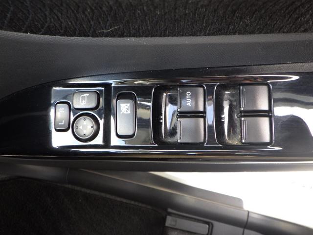 パレットSW XS 1年保証付 左側パワースライドドア HIDヘッドライト スマートキー プッシュスタート オートエアコン 電動格納ミラー ウィンカーミラー フォグランプ 純正アルミホイール バニティミラー ベンチシート(21枚目)