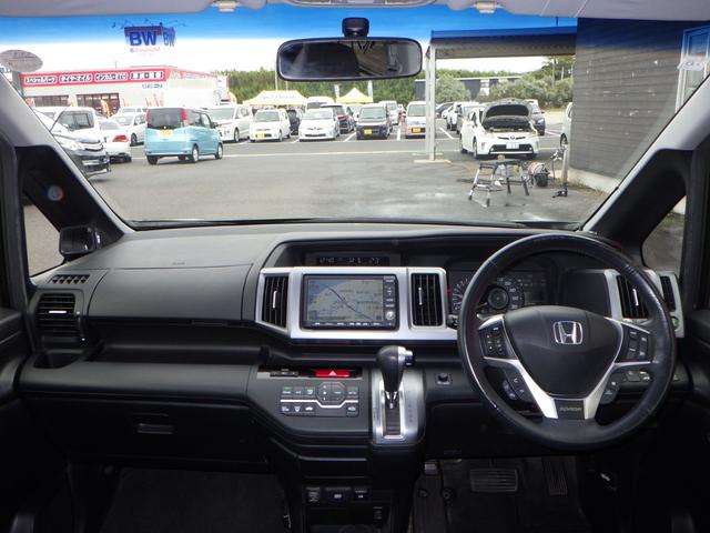 ステップワゴンスパーダ Z インターナビセレクション 1年保証付 純正ナビ ワンセグTV バックカメラ フリップダウンモニター ETC 両側パワースライドドア HIDヘッドライト ステアリングスイッチ クルーズコントロール CD・DVD再生 スマートキー(13枚目)