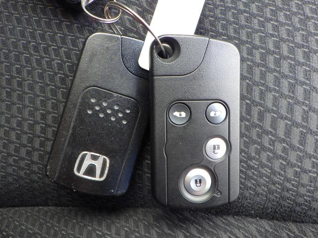 ステップワゴンスパーダ Z インターナビセレクション 1年保証付 純正ナビ ワンセグTV バックカメラ フリップダウンモニター ETC 両側パワースライドドア HIDヘッドライト ステアリングスイッチ クルーズコントロール CD・DVD再生 スマートキー(21枚目)