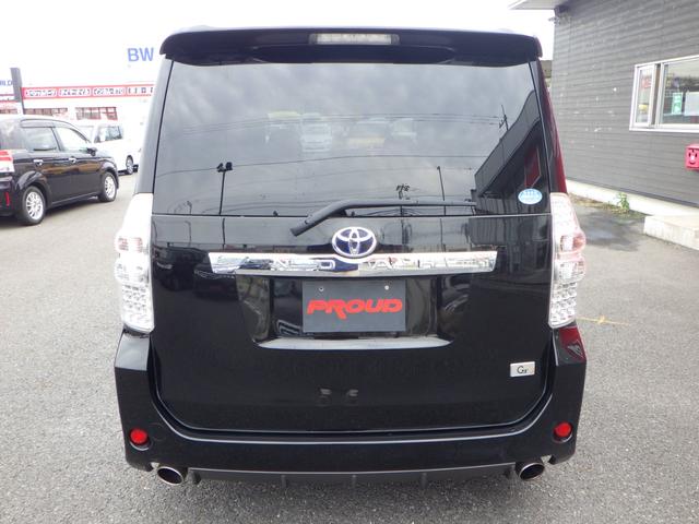 ノア Ｓｉ　Ｇ’ｓバージョンＥＤＧＥ　１年保証付　ワンオーナー　純正ＨＤＤナビ　サンルーフ　ダウンサス　フルセグ　バックカメラ　Ｂｌｕｅｔｏｏｔｈ　ＥＴＣ　両側パワースライドドア　ＨＩＤヘッドライト　ステアリングスイッチ　ＣＤ・ＤＶＤ再生（8枚目）