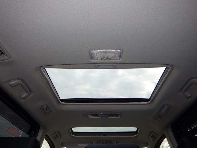 ノア Ｓｉ　Ｇ’ｓバージョンＥＤＧＥ　１年保証付　ワンオーナー　純正ＨＤＤナビ　サンルーフ　ダウンサス　フルセグ　バックカメラ　Ｂｌｕｅｔｏｏｔｈ　ＥＴＣ　両側パワースライドドア　ＨＩＤヘッドライト　ステアリングスイッチ　ＣＤ・ＤＶＤ再生（14枚目）