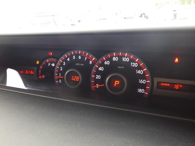 ノア Ｓｉ　Ｇ’ｓバージョンＥＤＧＥ　１年保証付　ワンオーナー　純正ＨＤＤナビ　サンルーフ　ダウンサス　フルセグ　バックカメラ　Ｂｌｕｅｔｏｏｔｈ　ＥＴＣ　両側パワースライドドア　ＨＩＤヘッドライト　ステアリングスイッチ　ＣＤ・ＤＶＤ再生（29枚目）