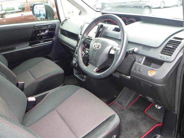 ノア Ｓｉ　Ｇ’ｓバージョンＥＤＧＥ　１年保証付　ワンオーナー　純正ＨＤＤナビ　サンルーフ　ダウンサス　フルセグ　バックカメラ　Ｂｌｕｅｔｏｏｔｈ　ＥＴＣ　両側パワースライドドア　ＨＩＤヘッドライト　ステアリングスイッチ　ＣＤ・ＤＶＤ再生（32枚目）