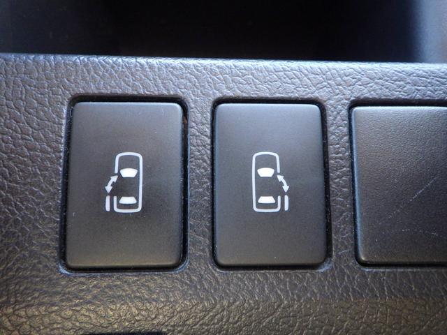 ヴォクシー ＺＳ　煌ＩＩＩ　１年保証付　後期型　社外ナビ　フルセグＴＶ　ＥＴＣ　Ｂｌｕｅｔｏｏｔｈ　両側パワースライドドア　ＨＩＤヘッドライト　オートライト　ＣＤ・ＤＶＤ再生　ハーフレザーシート　パドルシフト　プッシュスタート（17枚目）