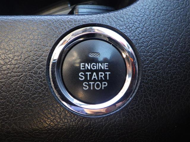 ヴォクシー ＺＳ　煌ＩＩＩ　１年保証付　後期型　社外ナビ　フルセグＴＶ　ＥＴＣ　Ｂｌｕｅｔｏｏｔｈ　両側パワースライドドア　ＨＩＤヘッドライト　オートライト　ＣＤ・ＤＶＤ再生　ハーフレザーシート　パドルシフト　プッシュスタート（18枚目）