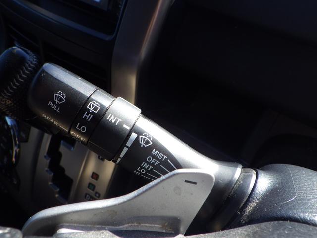 ヴォクシー ＺＳ　煌ＩＩＩ　１年保証付　後期型　社外ナビ　フルセグＴＶ　ＥＴＣ　Ｂｌｕｅｔｏｏｔｈ　両側パワースライドドア　ＨＩＤヘッドライト　オートライト　ＣＤ・ＤＶＤ再生　ハーフレザーシート　パドルシフト　プッシュスタート（22枚目）