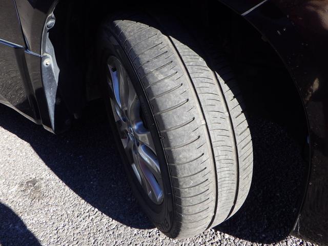 ヴォクシー ＺＳ　煌ＩＩＩ　１年保証付　後期型　社外ナビ　フルセグＴＶ　ＥＴＣ　Ｂｌｕｅｔｏｏｔｈ　両側パワースライドドア　ＨＩＤヘッドライト　オートライト　ＣＤ・ＤＶＤ再生　ハーフレザーシート　パドルシフト　プッシュスタート（42枚目）