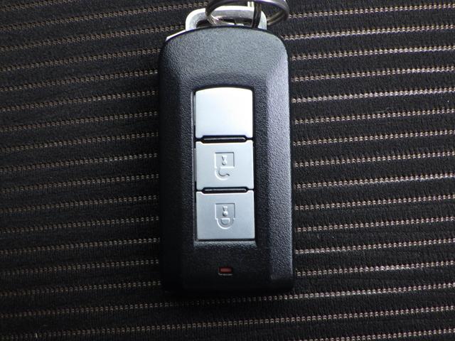 デイズ ハイウェイスター Gターボ 1年保証付 全周囲カメラ バックカメラ ETC 衝突軽減システム HIDヘッドライト ターボ アイドリングストップ スマートキー プッシュスタート オートエアコン 電動格納ミラー バニティミラー(19枚目)