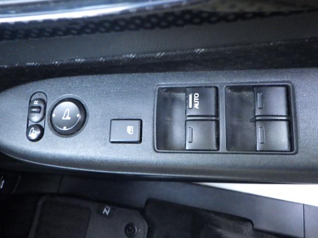 Ｎ－ＷＧＮカスタム Ｇ・ターボパッケージ　１年保証付　禁煙車　純正ナビ　前後ドライブレコーダー　バックカメラ　Ｂｌｕｅｔｏｏｔｈ　ＥＴＣ　衝突軽減システム　ＣＤ・ＤＶＤ再生　ＨＩＤヘッドライト　ターボ　ステアリングスイッチ　ハーフレザーシート（20枚目）