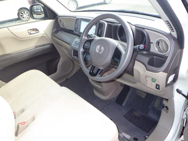 Ｎ－ＯＮＥ Ｇ・Ｌパッケージ　１年保証付　純正ナビ　バックカメラ　ＣＤ再生　ラジオ　ＨＩＤヘッドライト　オートライト　ステアリングスイッチ　スマートキー　プッシュスタート　電動格納ミラー　オートエアコン　バニティミラー　２トーン車（30枚目）