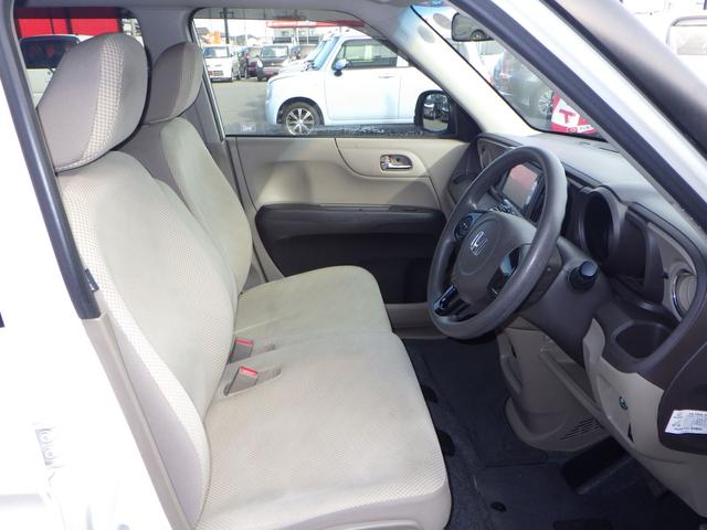 Ｎ－ＯＮＥ Ｇ・Ｌパッケージ　１年保証付　純正ナビ　バックカメラ　ＣＤ再生　ラジオ　ＨＩＤヘッドライト　オートライト　ステアリングスイッチ　スマートキー　プッシュスタート　電動格納ミラー　オートエアコン　バニティミラー　２トーン車（31枚目）