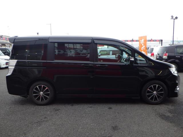 ステップワゴンスパーダ Z 1年保証付 車検令和9年7月迄 禁煙車 社外ナビ フルセグTV バックカメラ フリップダウンモニター ETC 両側パワースライドドア HIDヘッドライト CD・DVD再生 パドルシフト オートエアコン(6枚目)