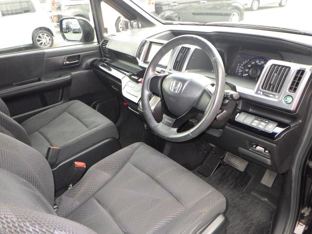 ステップワゴンスパーダ Z 1年保証付 車検令和9年7月迄 禁煙車 社外ナビ フルセグTV バックカメラ フリップダウンモニター ETC 両側パワースライドドア HIDヘッドライト CD・DVD再生 パドルシフト オートエアコン(31枚目)