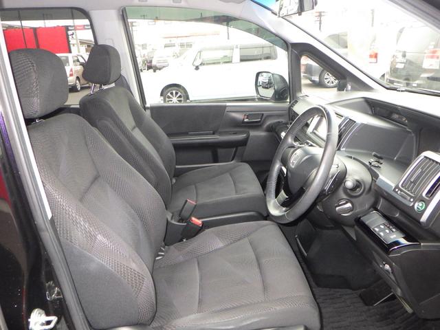 ステップワゴンスパーダ Z 1年保証付 車検令和9年7月迄 禁煙車 社外ナビ フルセグTV バックカメラ フリップダウンモニター ETC 両側パワースライドドア HIDヘッドライト CD・DVD再生 パドルシフト オートエアコン(32枚目)