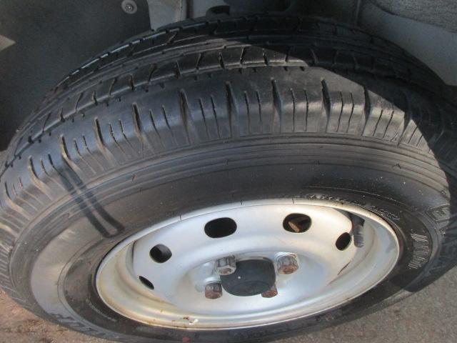 ハイゼットトラック エアコン・パワステ　スペシャル　車検９年１１月ハイゼットトラック　６６０　エアコン・パワステスペシャル　３方開　５速マニュアル　エアコン　パワステ（9枚目）