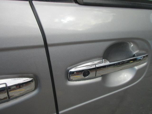 Ｎ－ＢＯＸ Ｇ・Ｌパッケージ　車検９年１１月ナビバックカメラＴＶスマートキー　ＥＴＣアレルクリーンシート運転席シートハイトアジャスターリア左側パワースライドドア＋イージークローザー（両側）（9枚目）