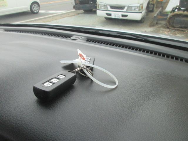 Ｎ－ＢＯＸ Ｇ・Ｌパッケージ　車検９年１１月ナビバックカメラＴＶスマートキー　ＥＴＣアレルクリーンシート運転席シートハイトアジャスターリア左側パワースライドドア＋イージークローザー（両側）（16枚目）