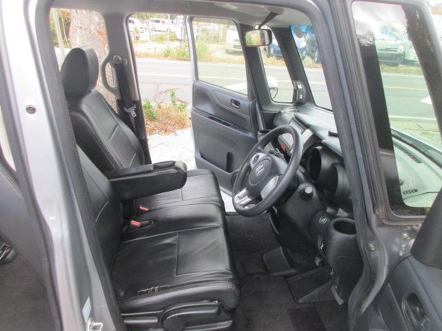 Ｎ－ＢＯＸ Ｇ・Ｌパッケージ　車検９年１１月ナビバックカメラＴＶスマートキー　ＥＴＣアレルクリーンシート運転席シートハイトアジャスターリア左側パワースライドドア＋イージークローザー（両側）（19枚目）