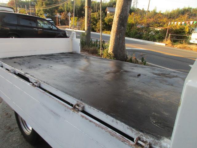 エルフトラック ダンプ 車検8年6月2tnダンプパワーウインドウパワステ4.8ディーゼル ダンプ フルフラットロー(26枚目)