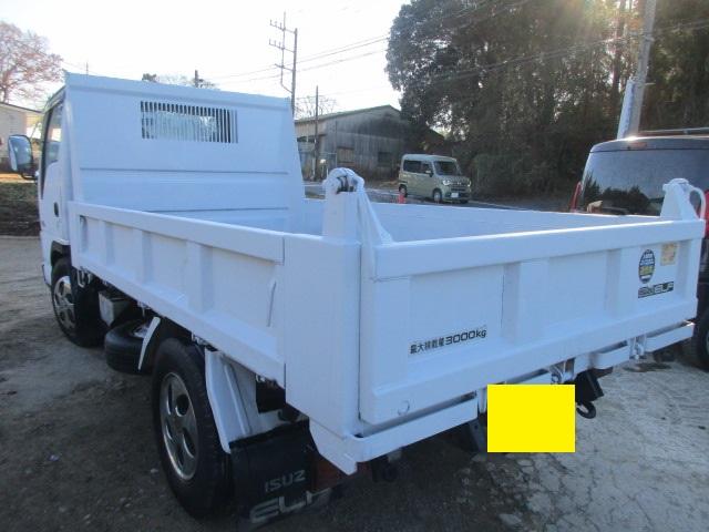 エルフトラック フルフラットロー　車検８年１２月３ｔｎダンプパワーウインドウパワステ４．８ディーゼル　ダンプ　フルフラットロー（5枚目）