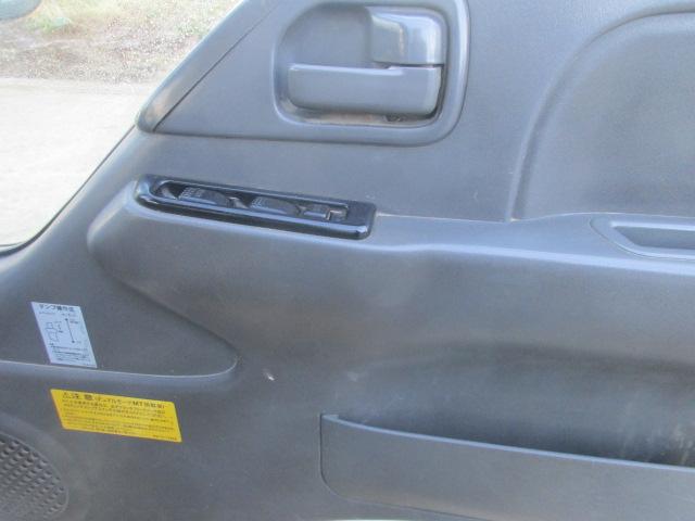 エルフトラック フルフラットロー　車検８年１２月３ｔｎダンプパワーウインドウパワステ４．８ディーゼル　ダンプ　フルフラットロー（13枚目）