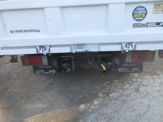 エルフトラック フルフラットロー　車検８年１２月３ｔｎダンプパワーウインドウパワステ４．８ディーゼル　ダンプ　フルフラットロー（20枚目）