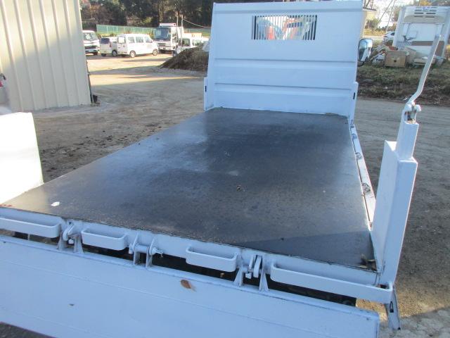 エルフトラック フルフラットロー　車検８年１２月３ｔｎダンプパワーウインドウパワステ４．８ディーゼル　ダンプ　フルフラットロー（39枚目）