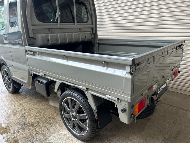 スーパーキャリイ Xリミテッド スズキセーフティサポート パイオニアナビ バックカメラ 15インチアルミ デジタルミラードラレコ 荷台マット ゲートアッパープレート(6枚目)