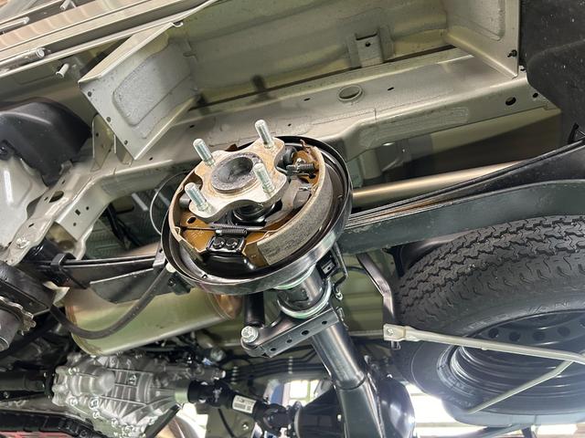 スーパーキャリイ Xリミテッド スズキセーフティサポート パイオニアナビ バックカメラ 15インチアルミ デジタルミラードラレコ 荷台マット ゲートアッパープレート(48枚目)