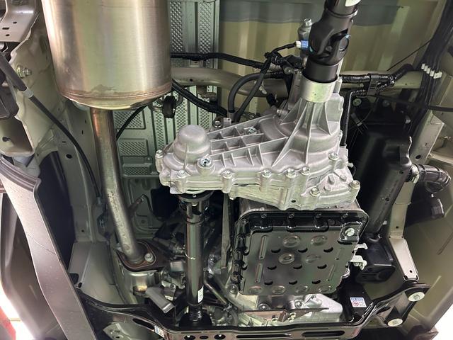 スーパーキャリイ Xリミテッド スズキセーフティサポート パイオニアナビ バックカメラ 15インチアルミ デジタルミラードラレコ 荷台マット ゲートアッパープレート(50枚目)