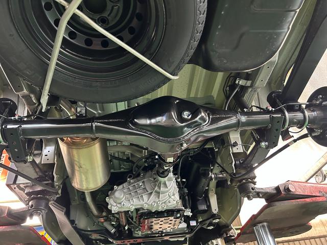 スーパーキャリイ Xリミテッド スズキセーフティサポート パイオニアナビ バックカメラ 15インチアルミ デジタルミラードラレコ 荷台マット ゲートアッパープレート(51枚目)