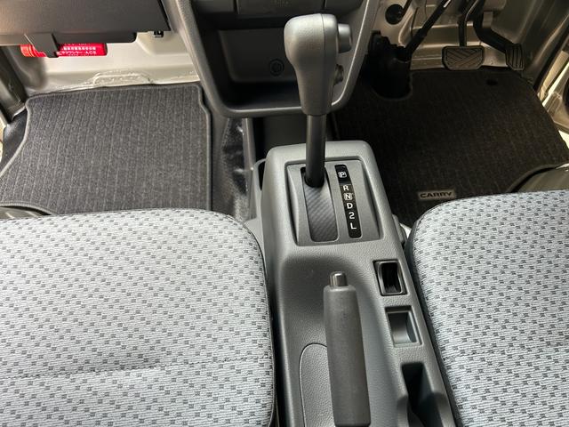 キャリイトラック KCエアコン・パワステ 届出済未使用車 4WD LEDフォグランプ 15インチアルミホイール 荷台マット アッパーメンバーガード フロアジュータン(20枚目)