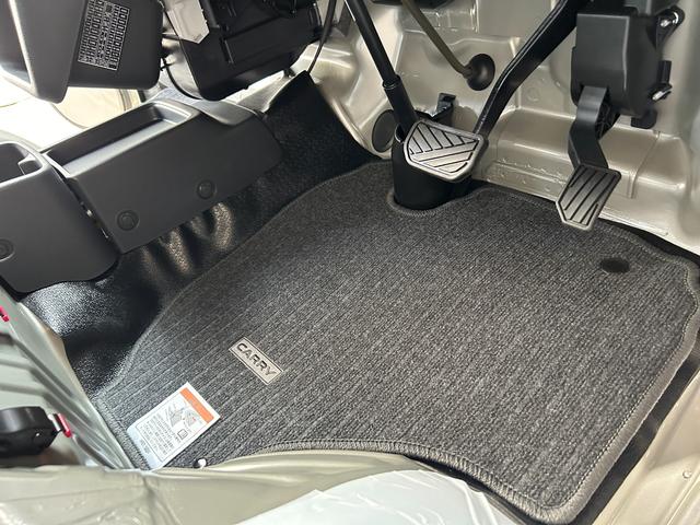 キャリイトラック KCエアコン・パワステ 届出済未使用車 4WD LEDフォグランプ 15インチアルミホイール 荷台マット アッパーメンバーガード フロアジュータン(21枚目)