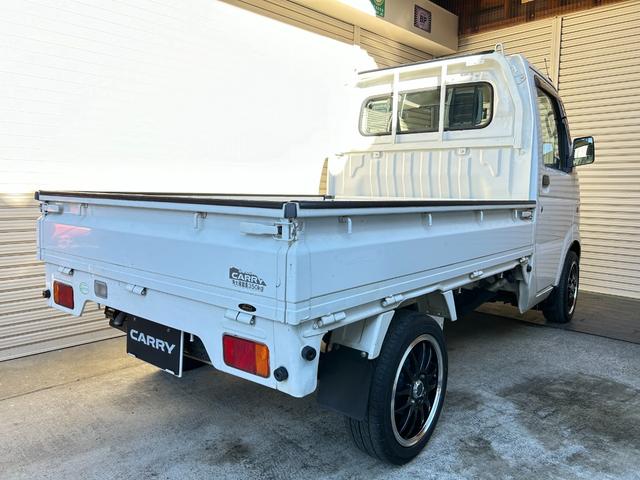 キャリイトラック ＫＣエアコン・パワステ　ケンウッドオーディオ　２スピーカー　１４インチアルミ（4枚目）